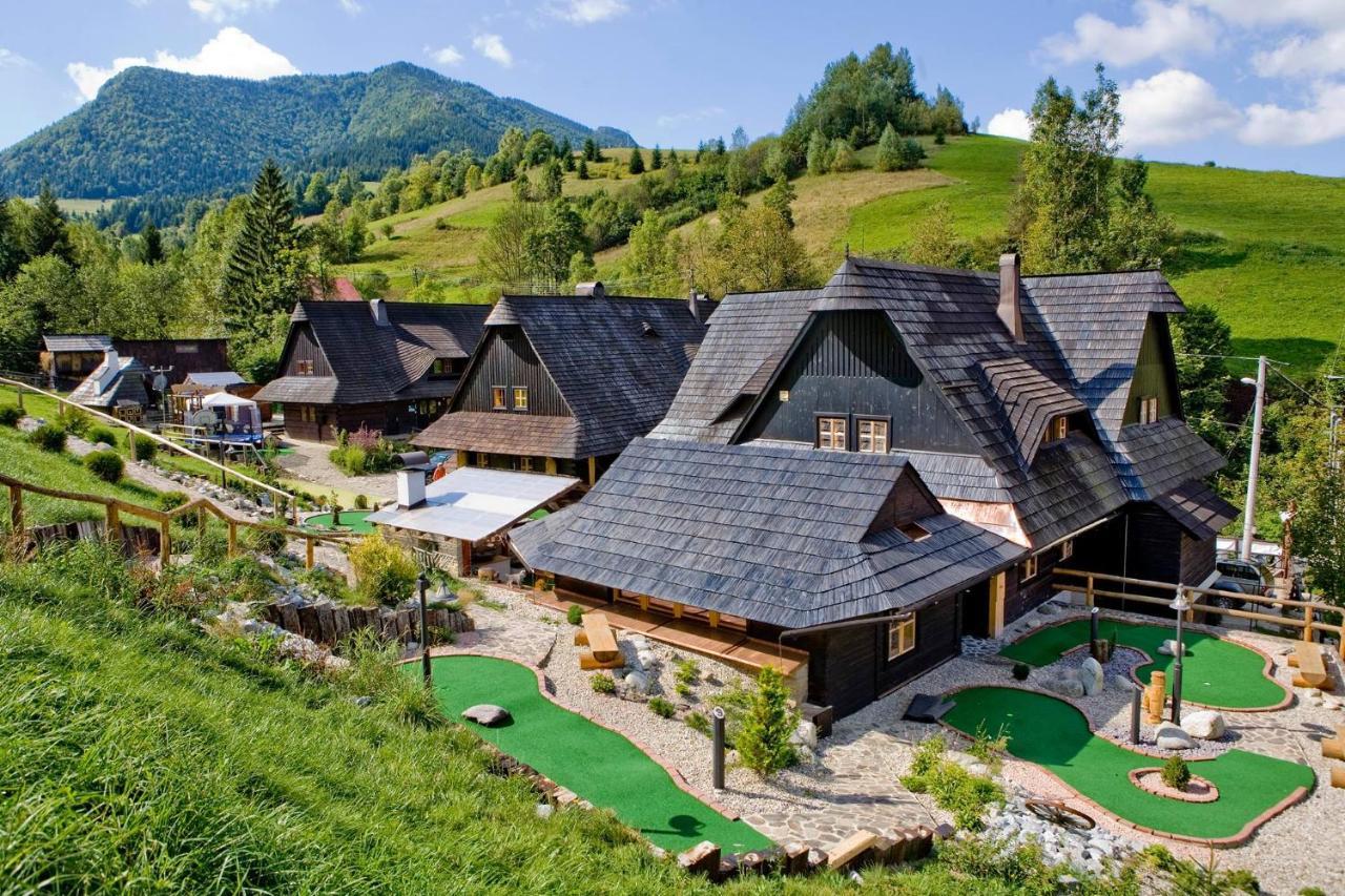 Wellness Rezort Janosikov Dvor Zázrivá Exterior foto